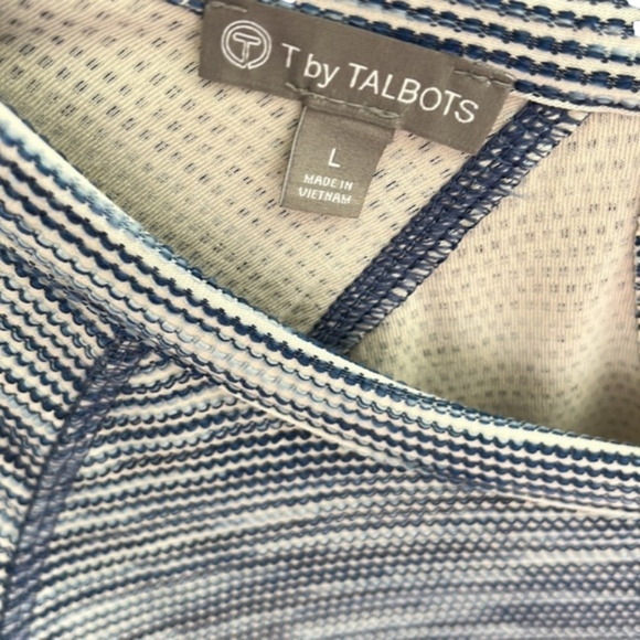 NWOT T by Talbots Women’s Blue Striped Top Size Large - Picture 2 of 10